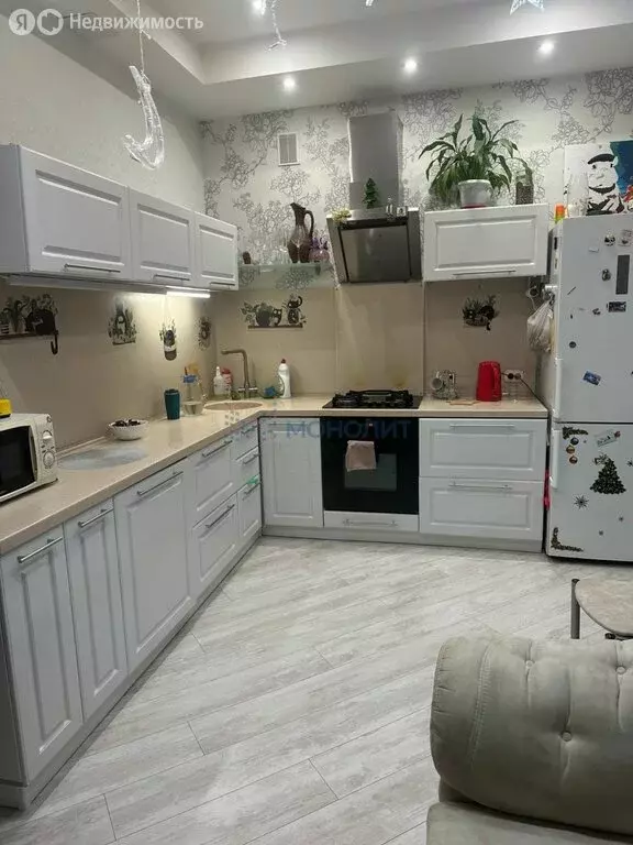 3-комнатная квартира: Кирово-Чепецк, проспект Кирова, 6 (73.9 м) - Фото 2