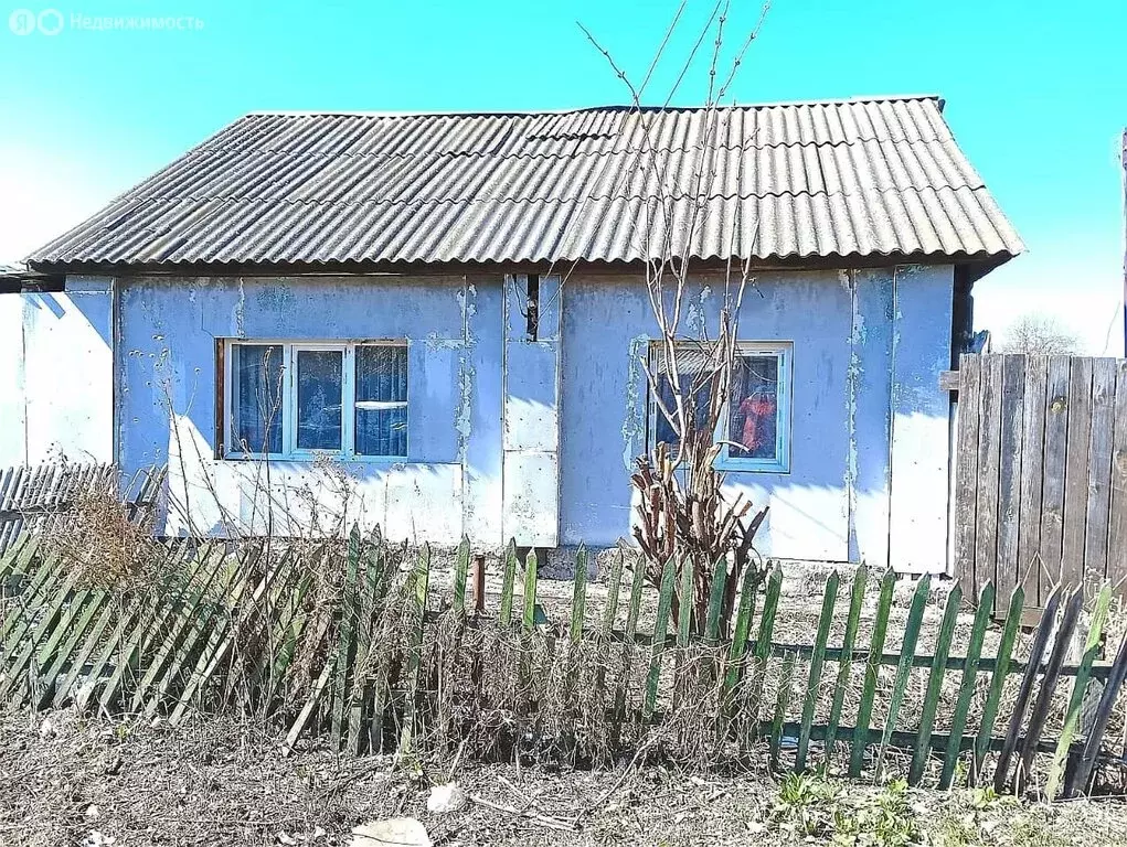 Дом в село Бархатово, улица Чкалова, 15 (64 м) - Фото 1