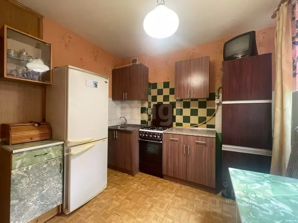 3-к кв. Псковская область, Остров ул. ДОС, 17 (63.3 м) - Фото 2