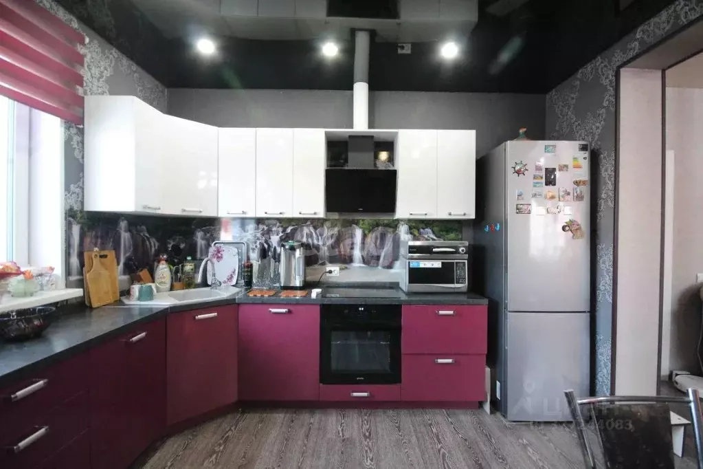 Дом в Ямало-Ненецкий АО, Новый Уренгой Сатурн ТСН, ул. Родная (232 м) - Фото 1