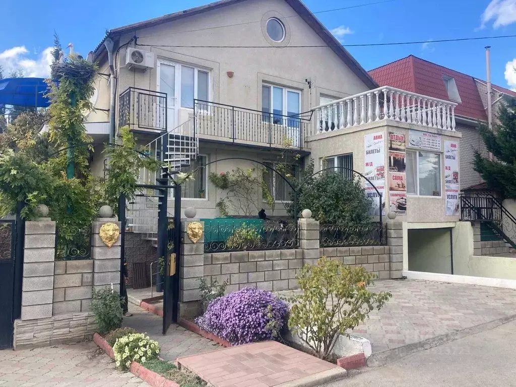 Дом в Севастополь с. Андреевка, ул. Уютная, 21 (255 м) - Фото 1