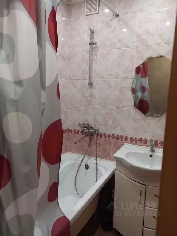 3-к кв. Омская область, Омск Крыловская ул., 31 (57.5 м) - Фото 1