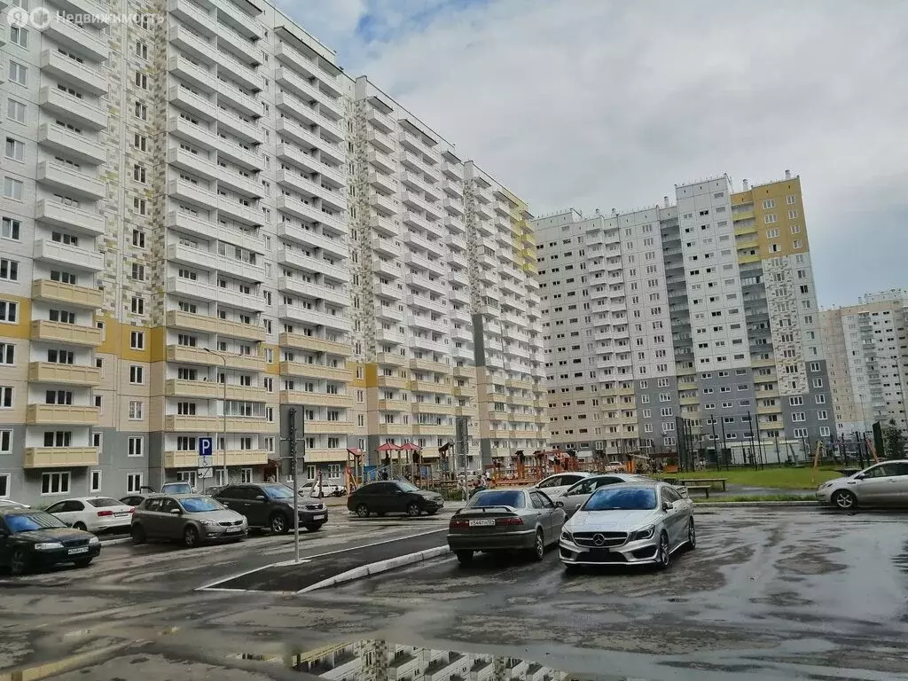 Квартира-студия: Красноярск, улица Светлова, 42 (24.2 м) - Фото 2