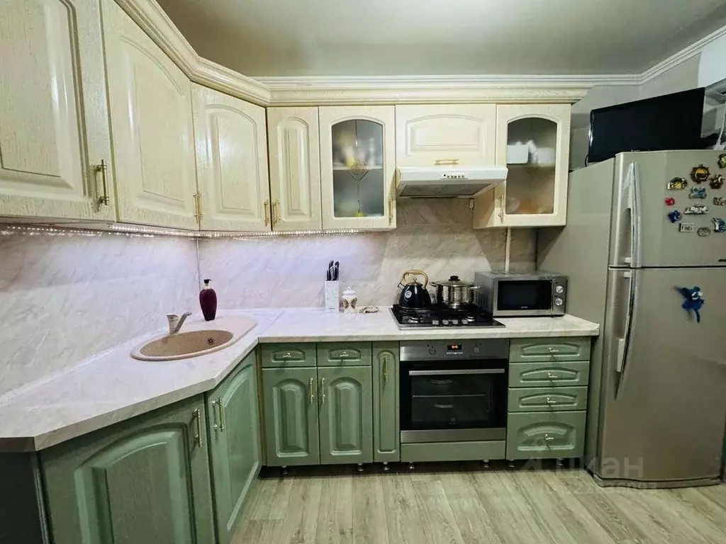 3-к кв. Адыгея, Тахтамукайский район, Яблоновский пгт ул. Гагарина, ... - Фото 2