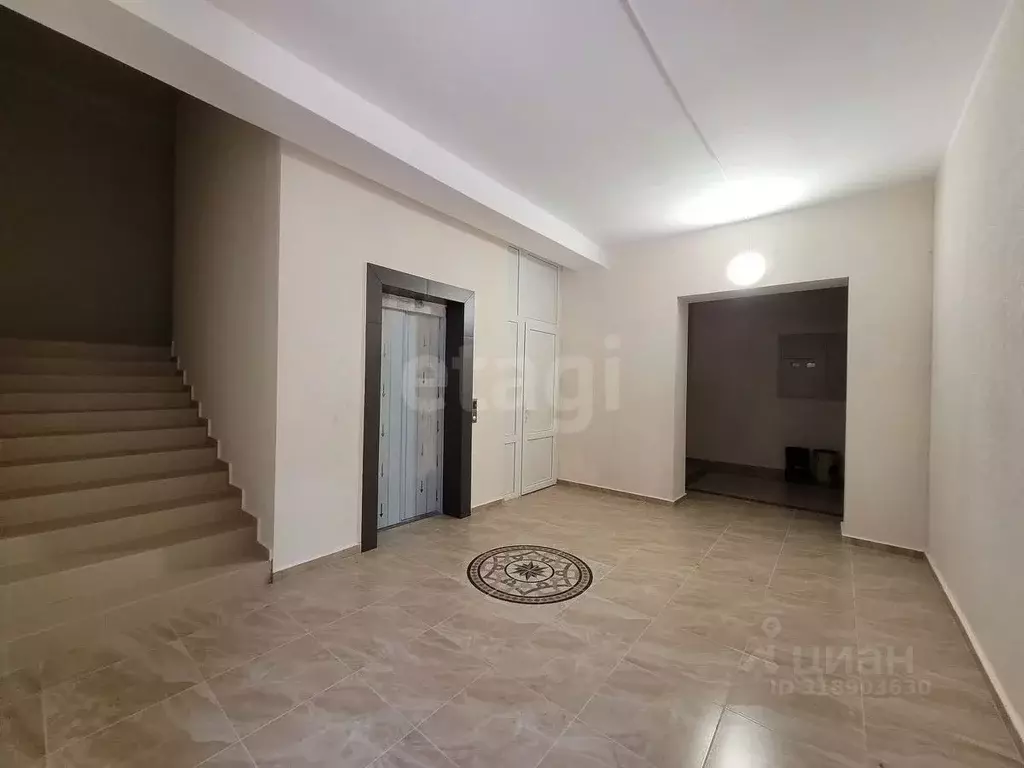 3-к кв. Ставропольский край, Железноводск ул. Косякина (184.9 м) - Фото 0
