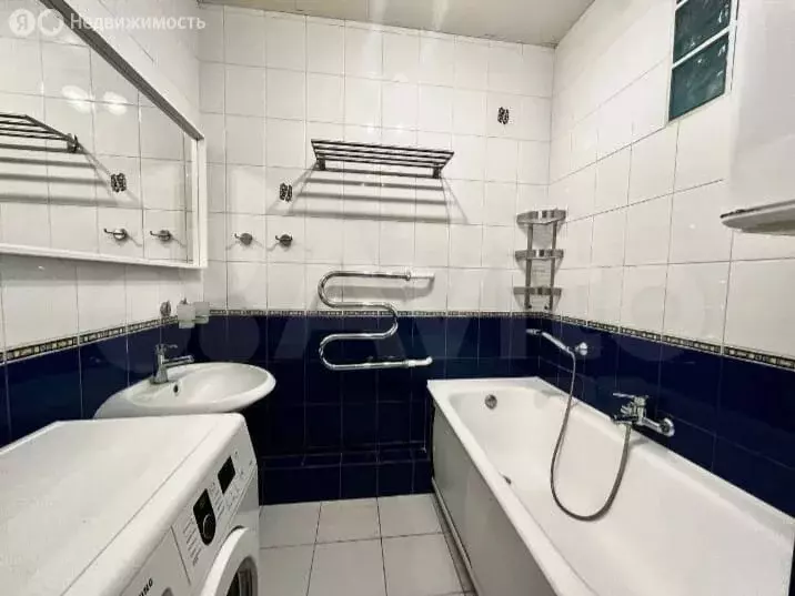 3-комнатная квартира: Таганрог, Петровская улица, 33 (82 м) - Фото 0