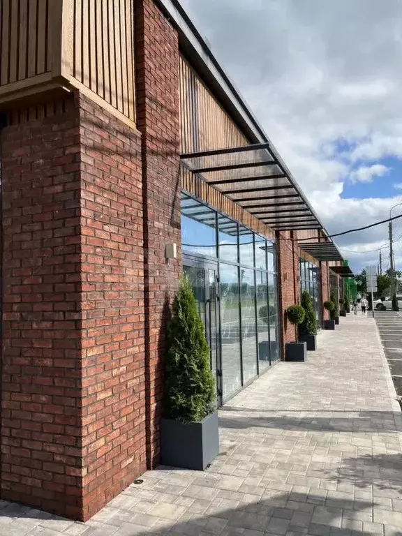 Помещение свободного назначения в Адыгея, Майкоп ул. 2-я Курганная, 1 ... - Фото 1