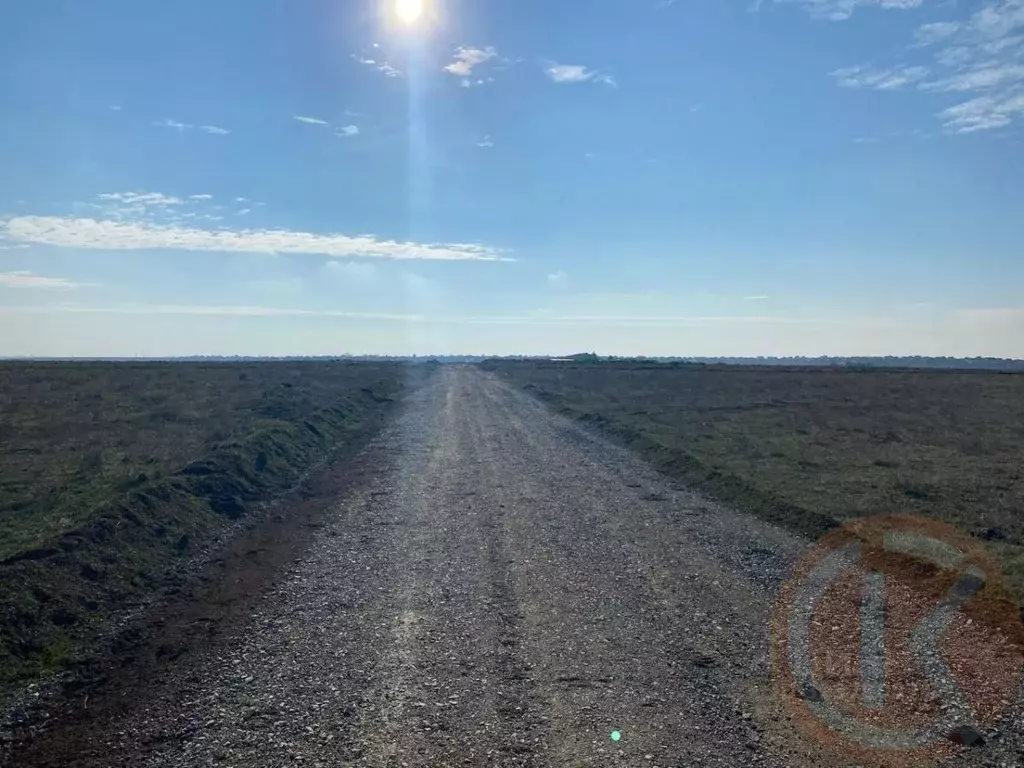 Участок в Крым, Сакский район, Суворовское с/пос, с. Великое ул. ... - Фото 1