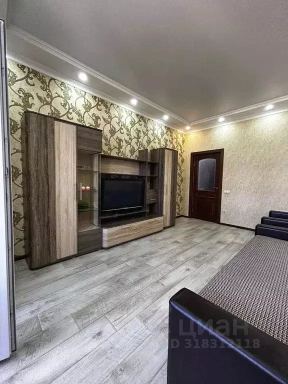 1-к кв. Краснодарский край, Новороссийск Суворовская ул., 71 (50.0 м) - Фото 1
