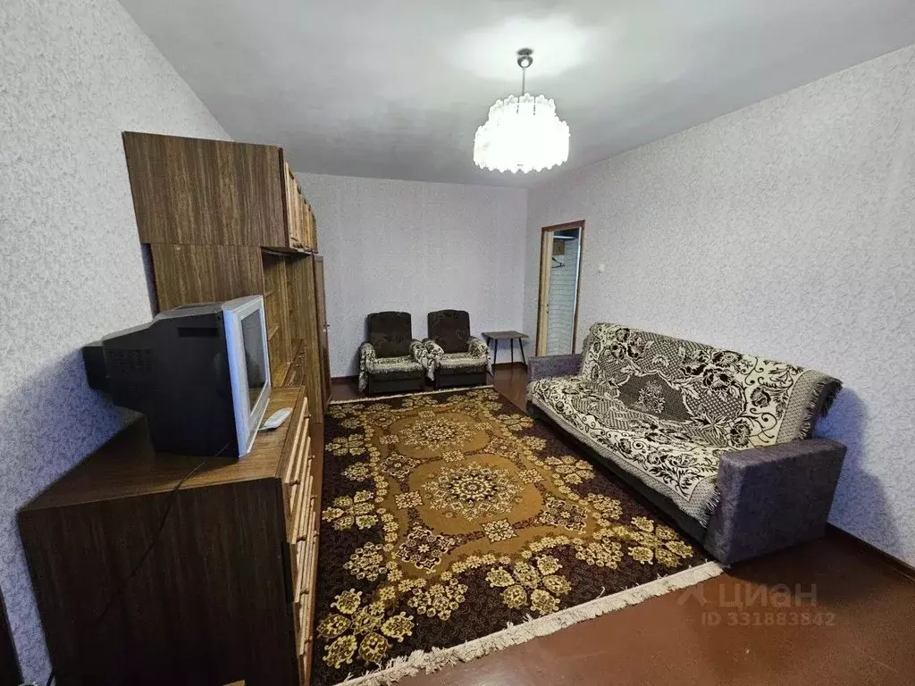 2-к кв. Новгородская область, Старая Русса Советская наб., 9 (54.0 м) - Фото 2