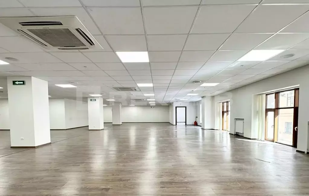 Офис в Санкт-Петербург Литейный просп., 26 (340 м) - Фото 0