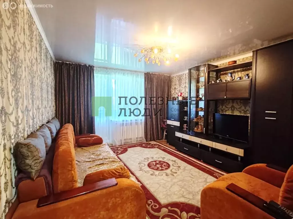 3-комнатная квартира: село Бакланово, Спасская улица, 26 (56.9 м) - Фото 1