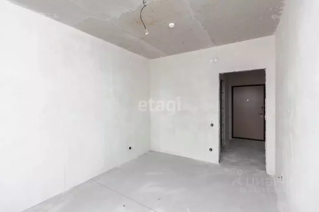 1-к кв. Тюменская область, Тюмень ул. Фармана Салманова, 16 (40.3 м) - Фото 1