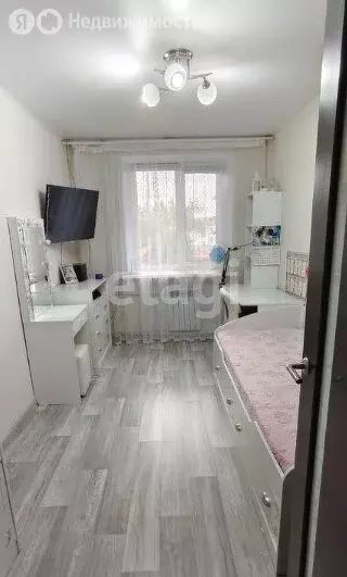 3-комнатная квартира: Энгельс, посёлок Новое Осокорье, Камышинская ... - Фото 1