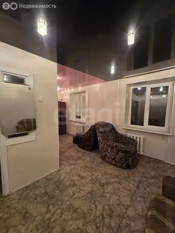 1-комнатная квартира: Миасс, площадь Октября, 3 (22 м) - Фото 2