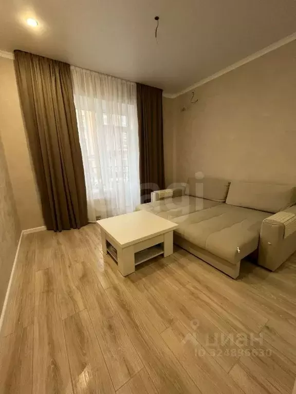 1-к кв. Ростовская область, Аксай ул. Речников, 18к2 (41.5 м) - Фото 1