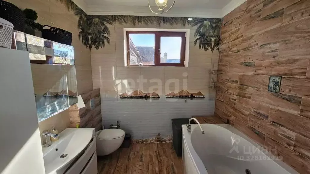 Таунхаус в Ростовская область, Новочеркасск ул. Вавилова, 35 (301 м) - Фото 1