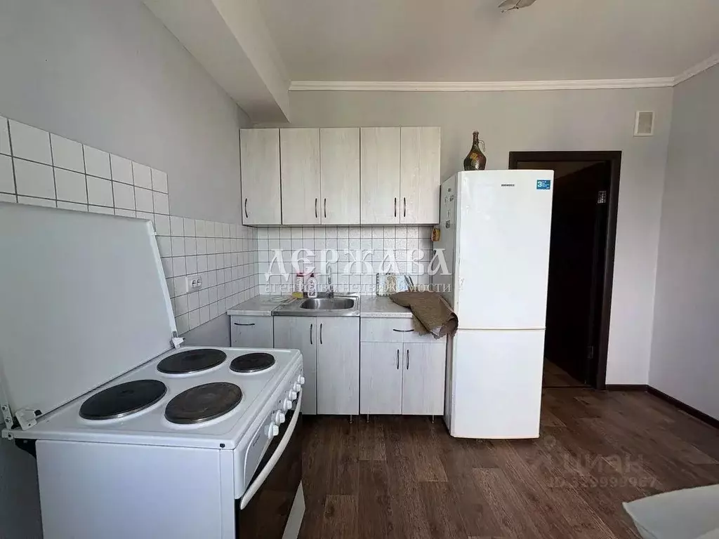 1-к кв. Белгородская область, Старый Оскол Макаренко мкр, 19 (40.0 м) - Фото 1