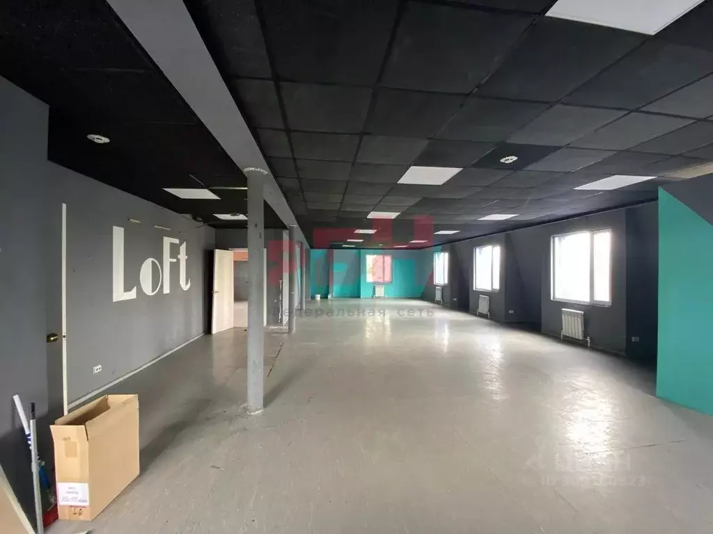 Помещение свободного назначения в Курганская область, Курган бул. ... - Фото 2