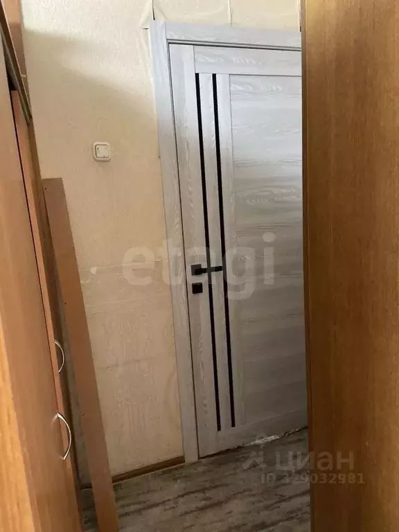 Комната Татарстан, Набережные Челны ул. Шамиля Усманова, 77 (18.0 м) - Фото 1