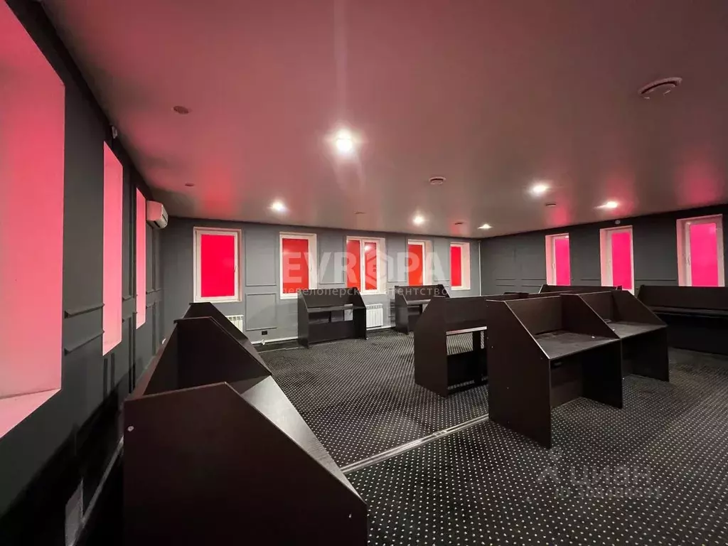 Офис в Ульяновская область, Ульяновск просп. Нариманова, 70А (122 м) - Фото 1