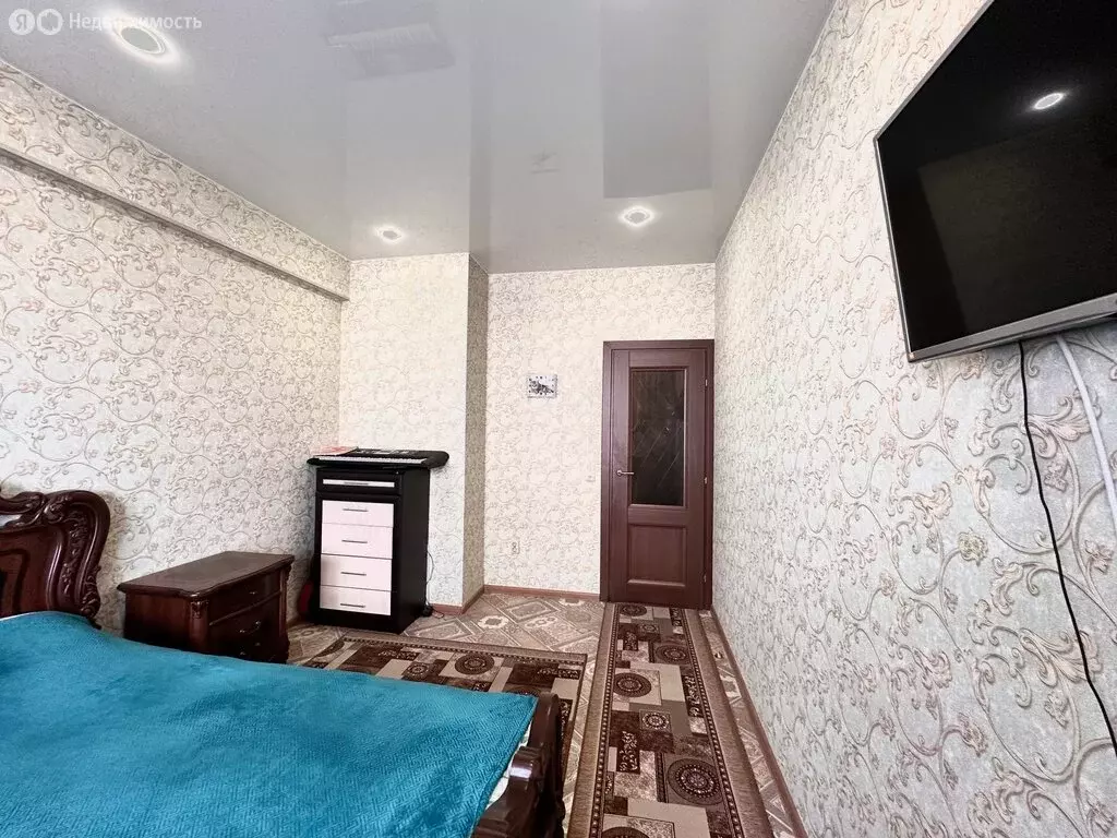 1-комнатная квартира: посёлок Дзержинск, микрорайон Современник, 14 ... - Фото 1