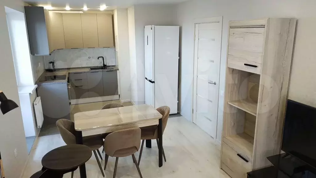 1-к. квартира, 41 м, 3/18 эт. - Фото 0