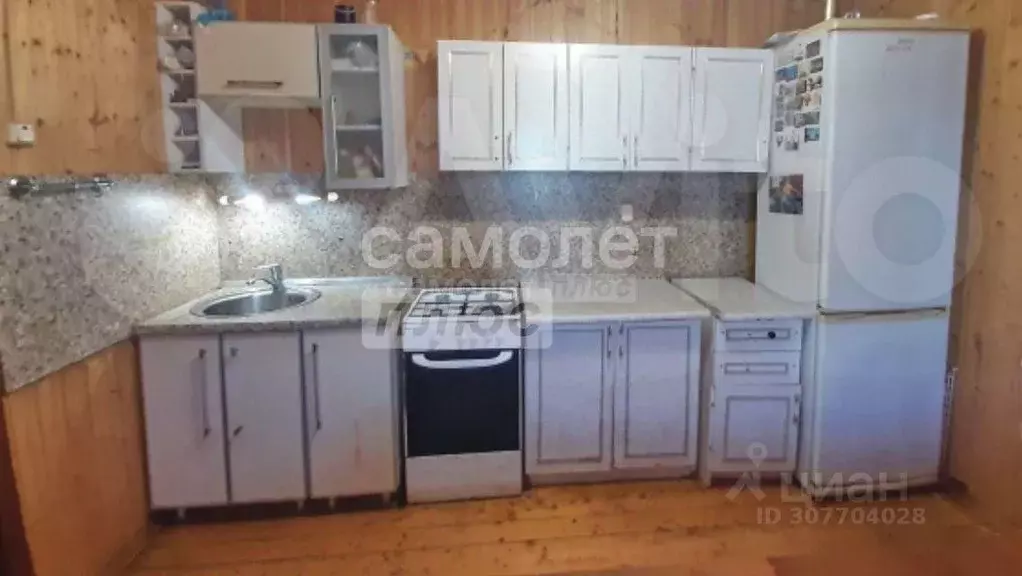 Дом в Калужская область, Дзержинский район, Полотняный Завод городское ... - Фото 1