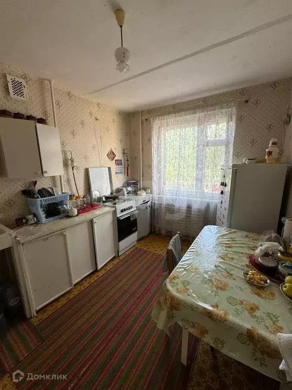 Продаётся 4-к квартира, 70 м - Фото 1