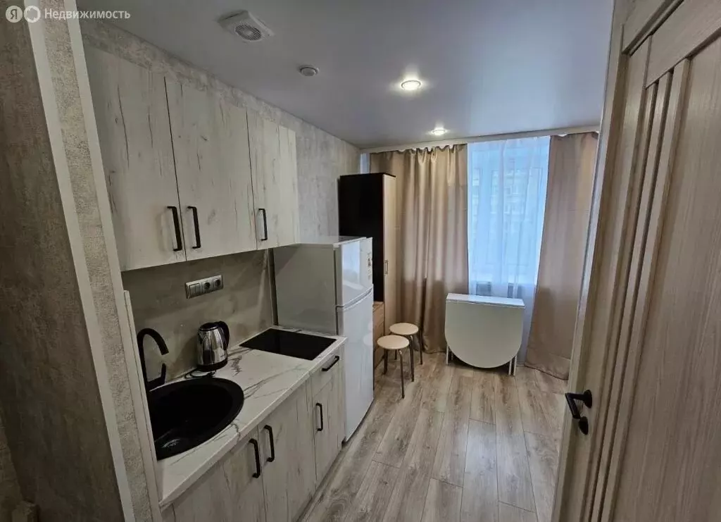 Квартира-студия: Нижний Новгород, улица Советской Армии, 13 (13.5 м) - Фото 1