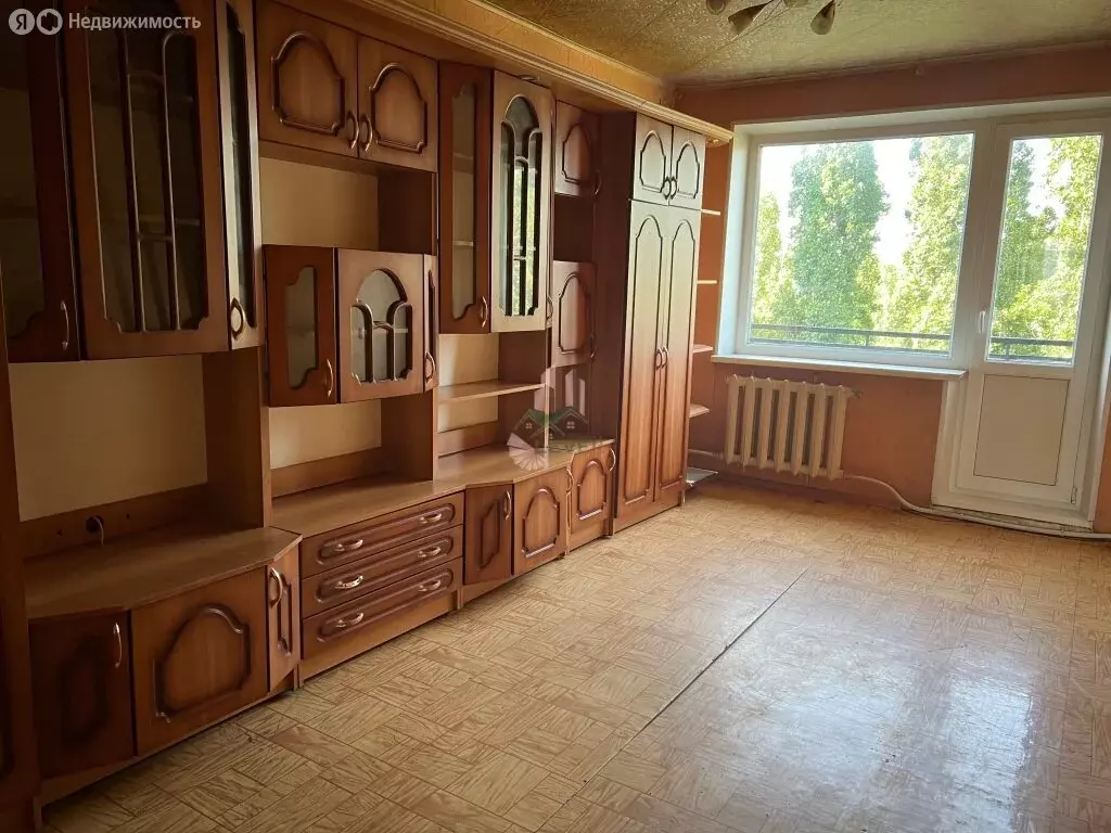 3-комнатная квартира: Саратов, улица имени А.П. Шехурдина, 28 (60 м) - Фото 0