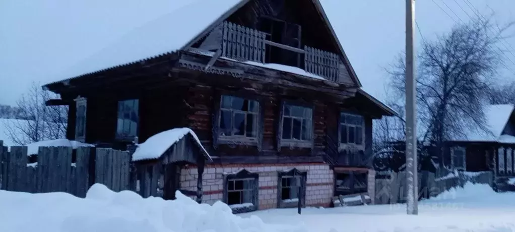 Дом в Удмуртия, Шарканский район, д. Пашур-Вишур Калиновская ул. (80 ... - Фото 1