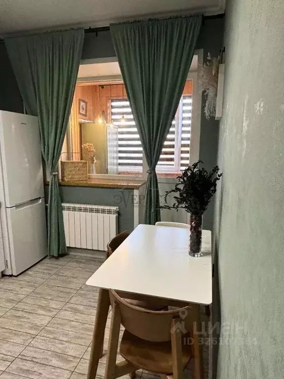 2-к кв. Белгородская область, Старый Оскол Дубрава мкр, 3 кв-л, 33 ... - Фото 2