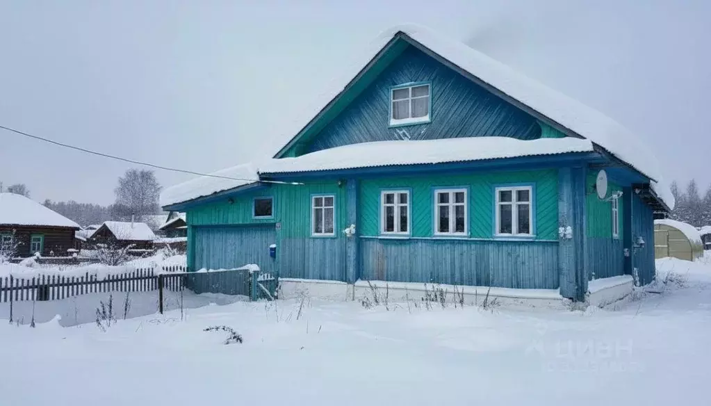 Дом в Свердловская область, Нижнесергинское городское поселение, д. ... - Фото 2