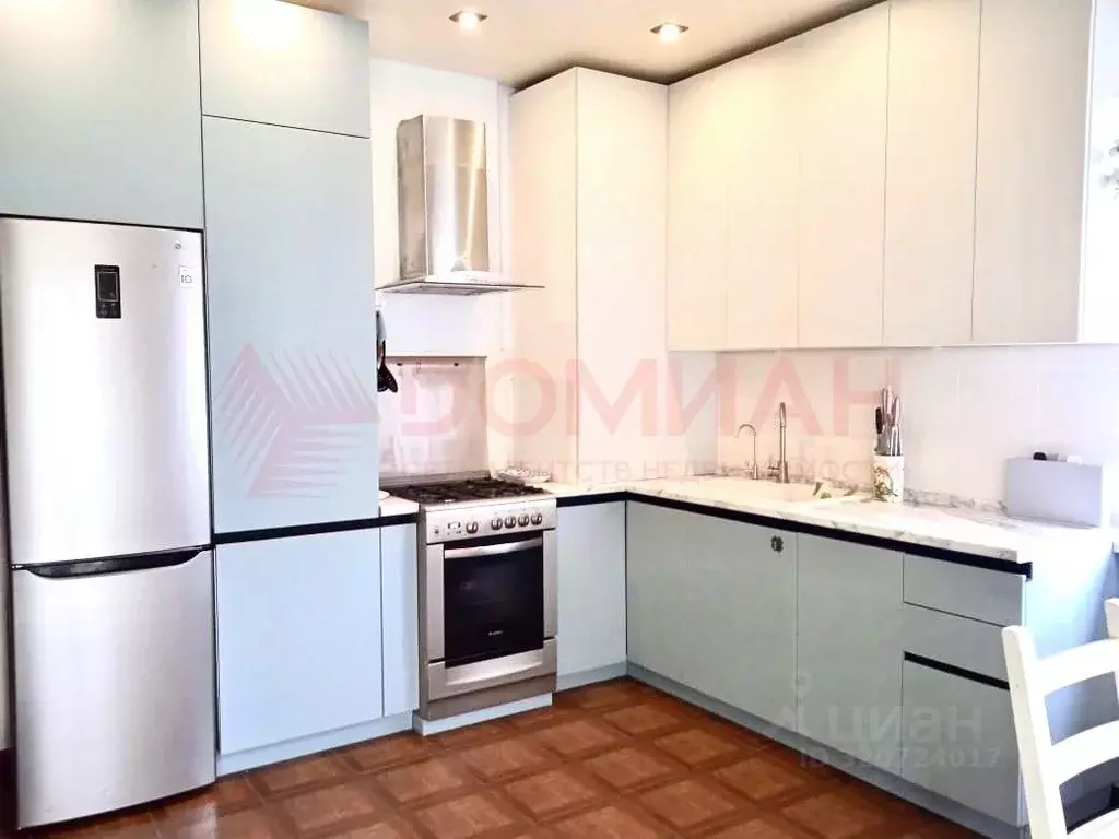 Дом в Ростовская область, Волгодонск Дивный пер. (150 м) - Фото 0