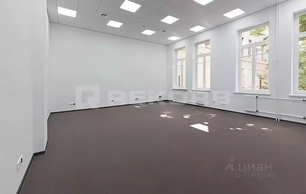 Офис в Санкт-Петербург Невский просп., 102С (297 м) - Фото 1
