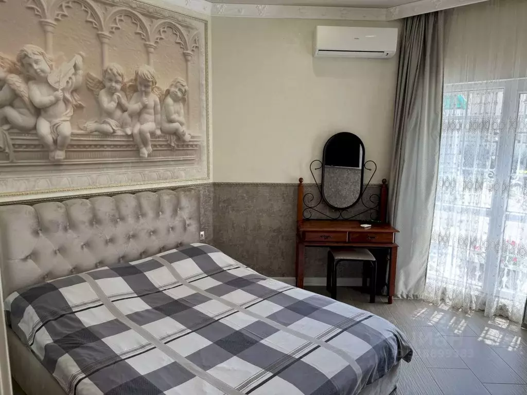 2-к кв. Краснодарский край, Геленджик Курзальная ул., 1А (60.0 м) - Фото 0