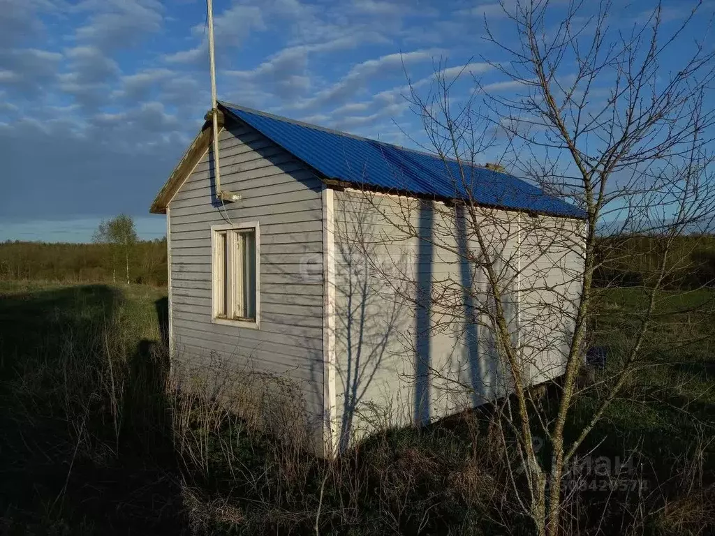 Дом в Ленинградская область, Киришский район, Будогощское городское ... - Фото 0