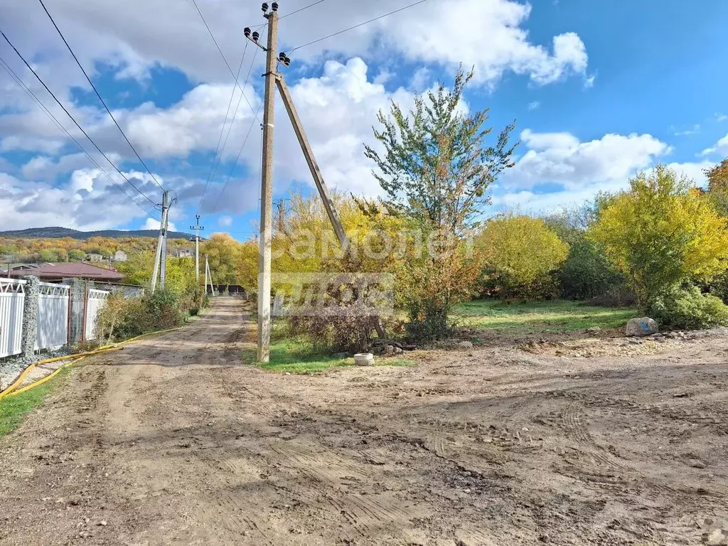 Участок в Севастополь с. Передовое, ул. Приклубная, 15 (8.0 сот.) - Фото 1