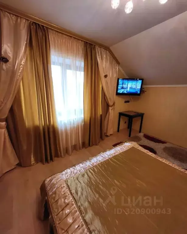 2-к кв. Крым, Феодосия ул. Вересаева, 21 (60.0 м) - Фото 1