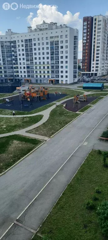 2-комнатная квартира: Верхняя Пышма, Успенский проспект, 18 (55.9 м) - Фото 0