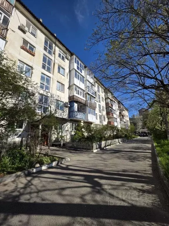 2-к кв. Крым, Симферополь ул. Алуштинская, 1/3 (49.8 м) - Фото 2