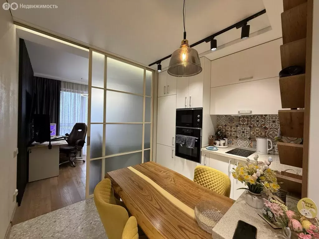 2-комнатная квартира: Республика Крым, муниципальный округ Ялта, ... - Фото 1