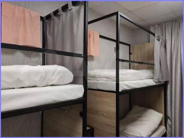 Койко-место 15 м в 4-к., 3/5 эт. - Фото 1