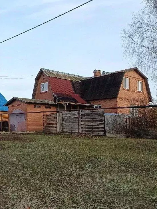 Дом в Самарская область, Ставропольский район, с. Пискалы Больничная ... - Фото 0