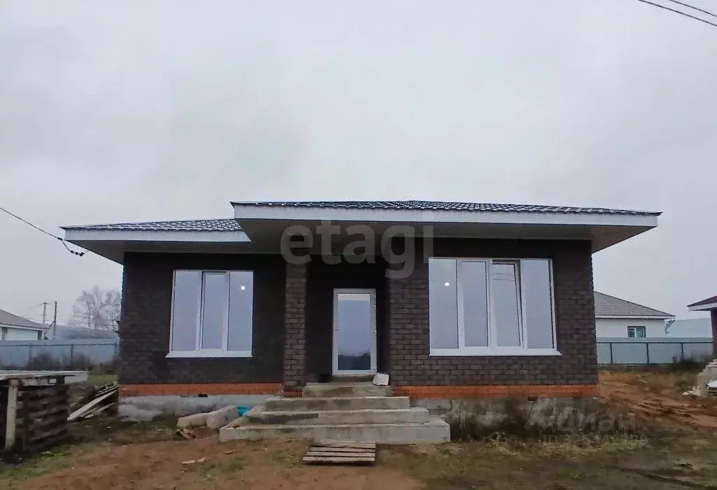 Дом в Башкортостан, Иглинский район, с. Акбердино Центральная ул., 57 ... - Фото 1