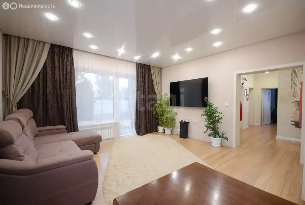 Дом в Ялуторовск, улица Папанина (134 м) - Фото 2