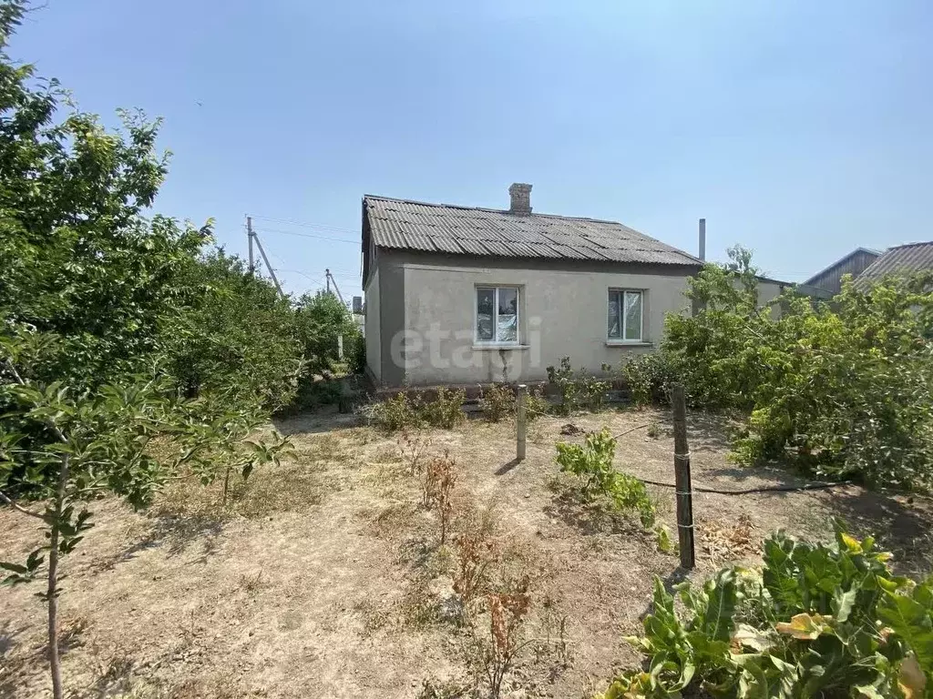 Дом в Крым, Нижнегорский район, Косточковское с/пос, с. Фрунзе ул. ... - Фото 1