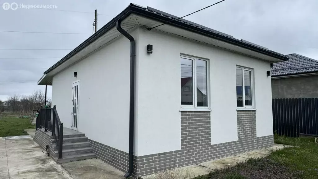 Дом в село Юровка, Анапский переулок (85 м) - Фото 1