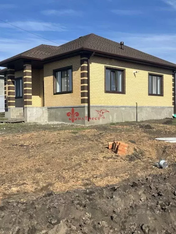 Дом в Белгородская область, Белгородский район, с. Стрелецкое ул. ... - Фото 1